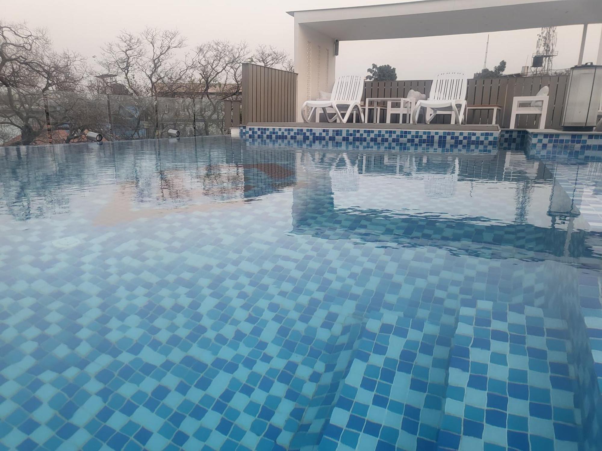 Square Hotel Kathmandu Exteriör bild